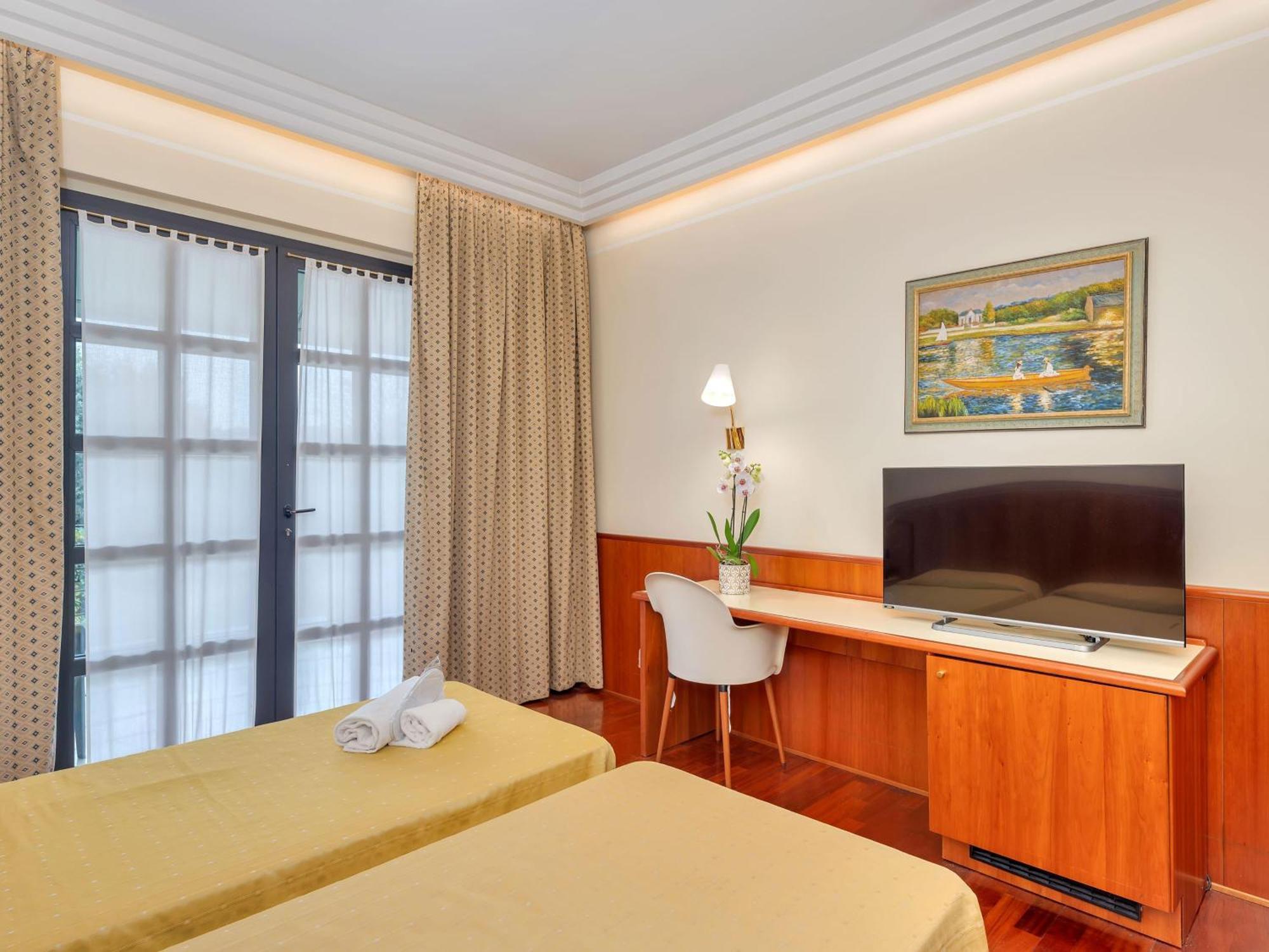 B&B Hotels Hotel Prestige Ornago מראה חיצוני תמונה