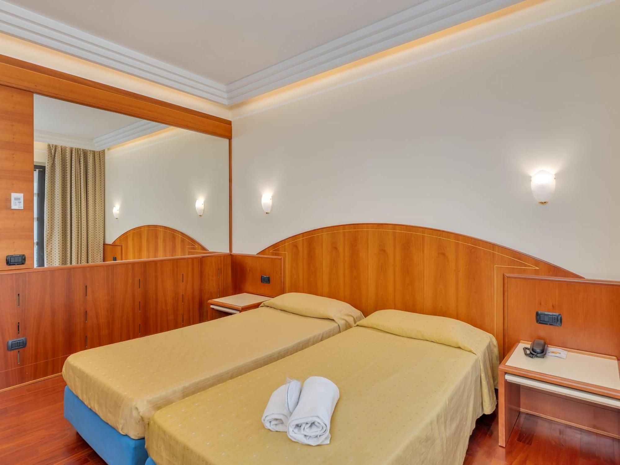 B&B Hotels Hotel Prestige Ornago מראה חיצוני תמונה