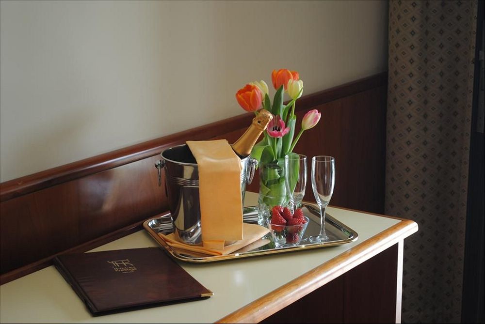B&B Hotels Hotel Prestige Ornago מראה חיצוני תמונה