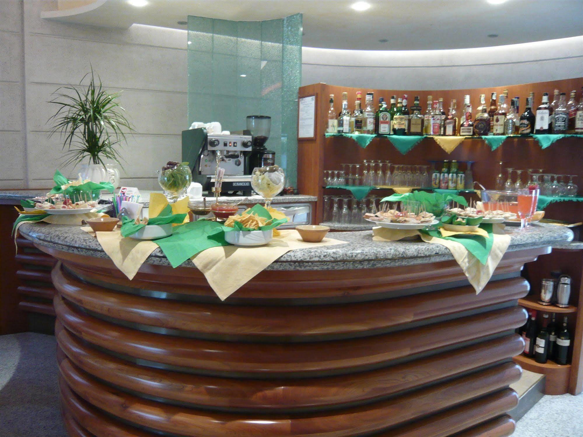 B&B Hotels Hotel Prestige Ornago מראה חיצוני תמונה